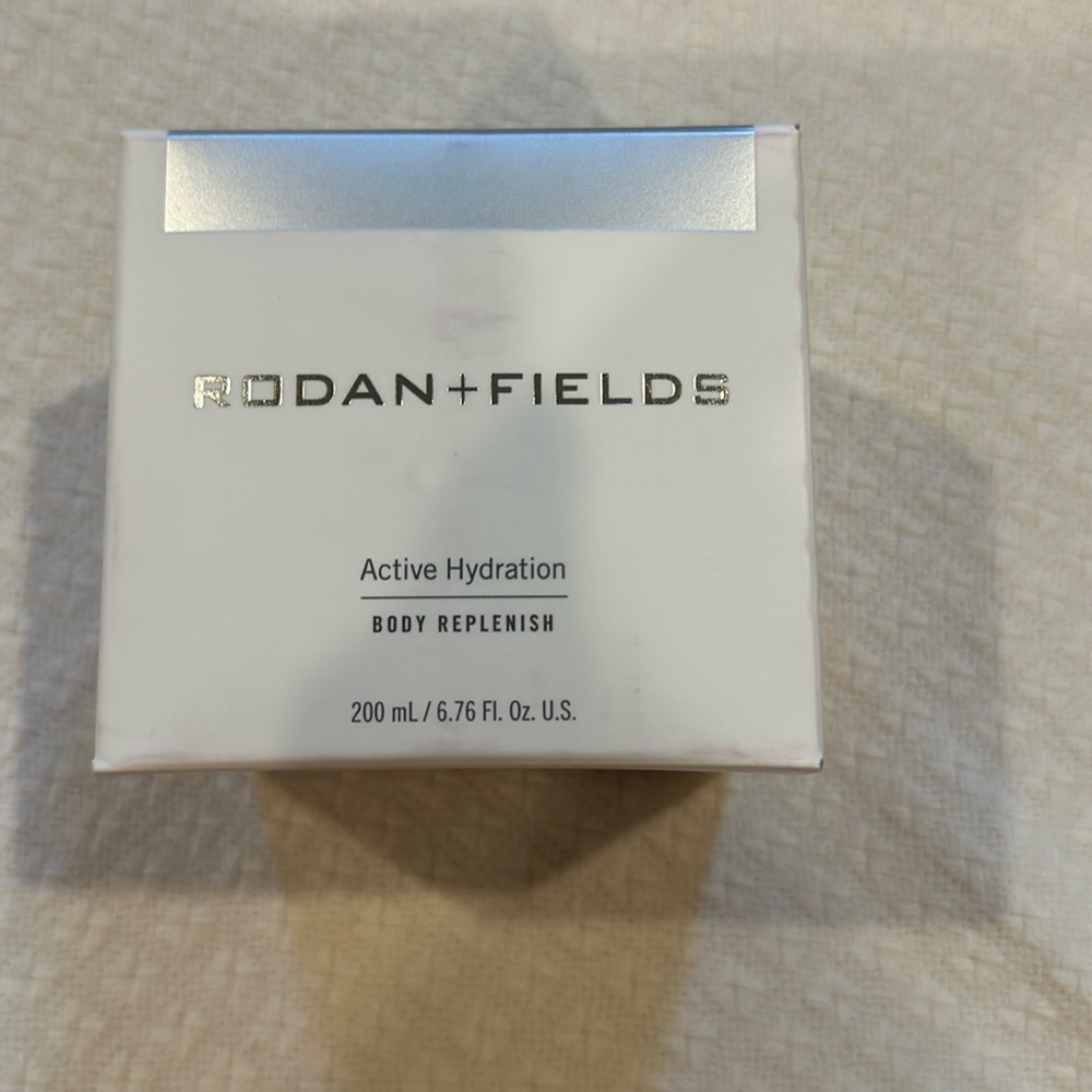 Rodan and Fields Active Hydration Body Replenish